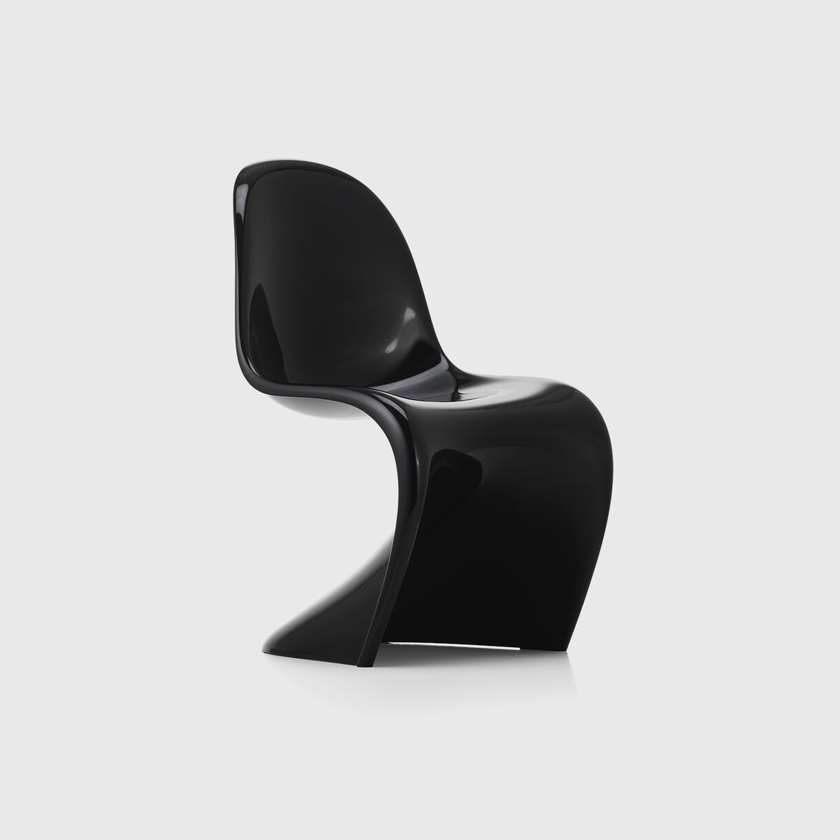 Panton Chair in glossy black by Verner Panton for Vitra